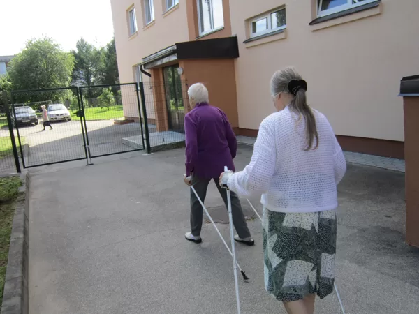Ceturtdienas nūjošana